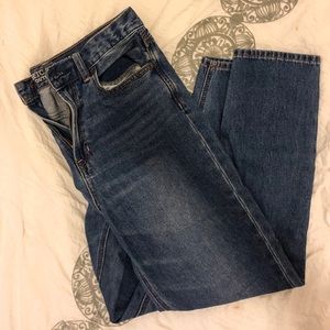 American Eagle Mom Jeans, size 4